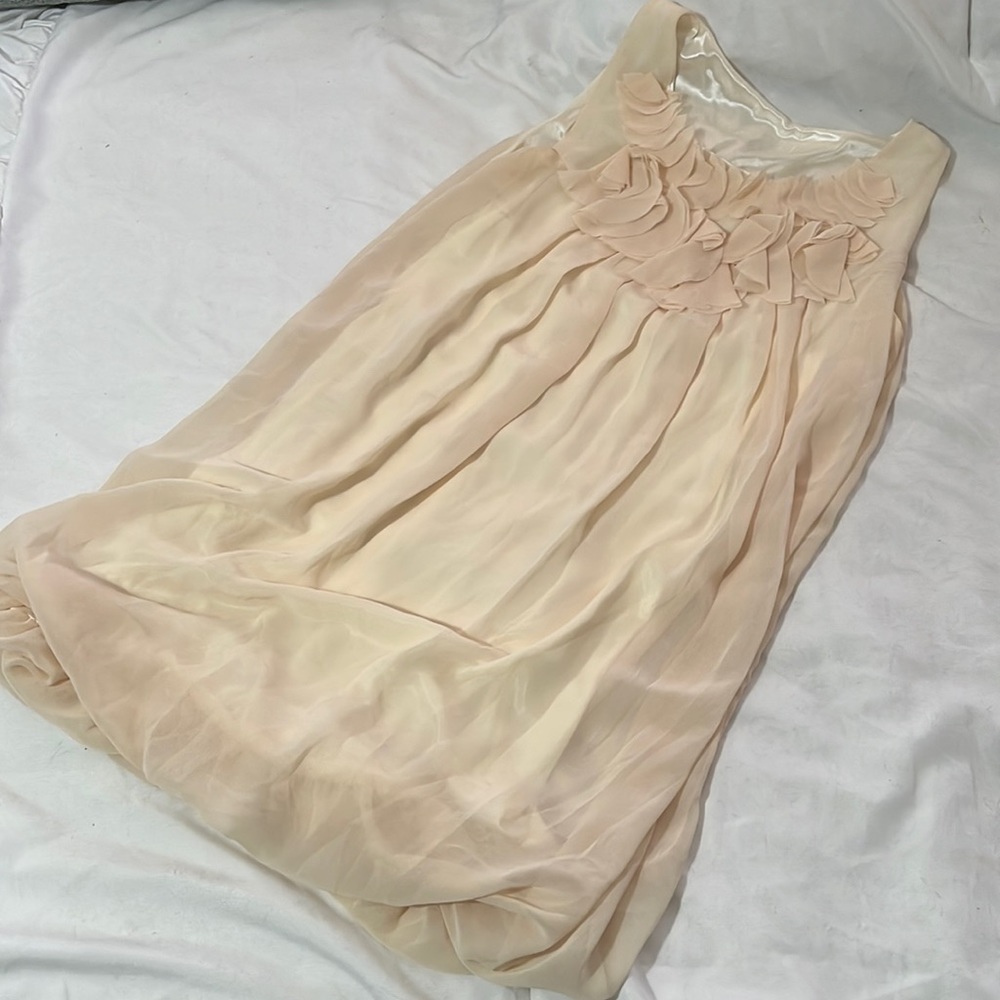 PRECIOUS sleeveless bubble dress. Sz. medium. Worn once to a wedding.